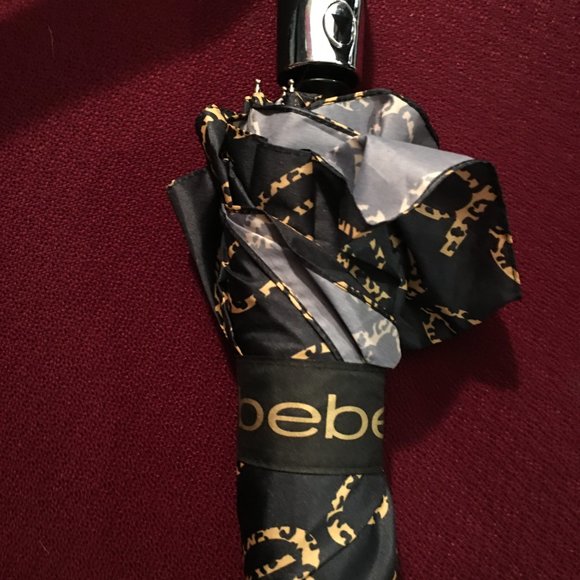 Bebe Small Black Folding Umbrella - So Pretty NEW Price is FIRM  Ki1  Totebox - Picture 4 of 4